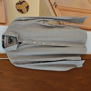 **Clearance** Mens Claiborne Like New Button Down Shirt